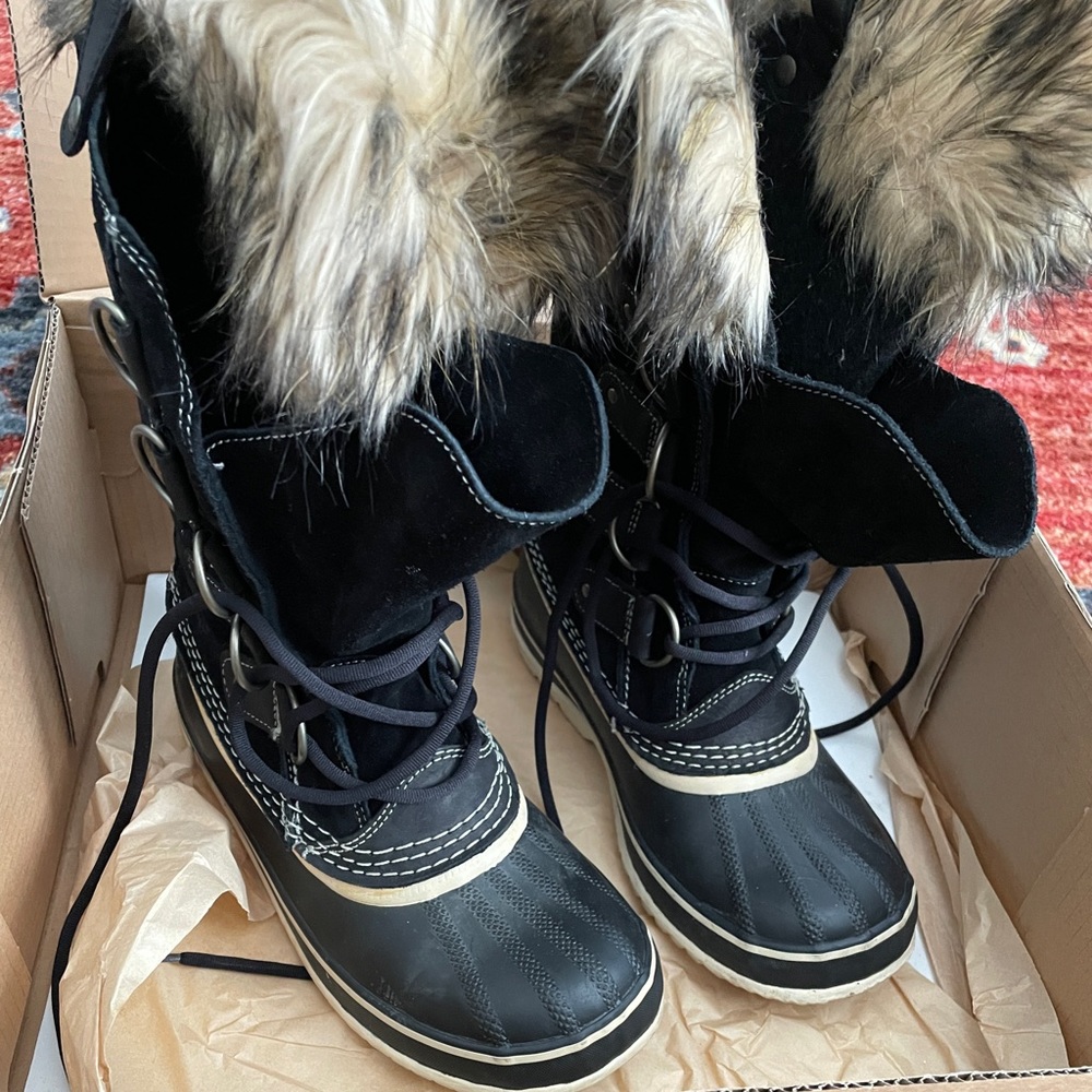 Sorel Joan of Arctic Black Boots Size 8
